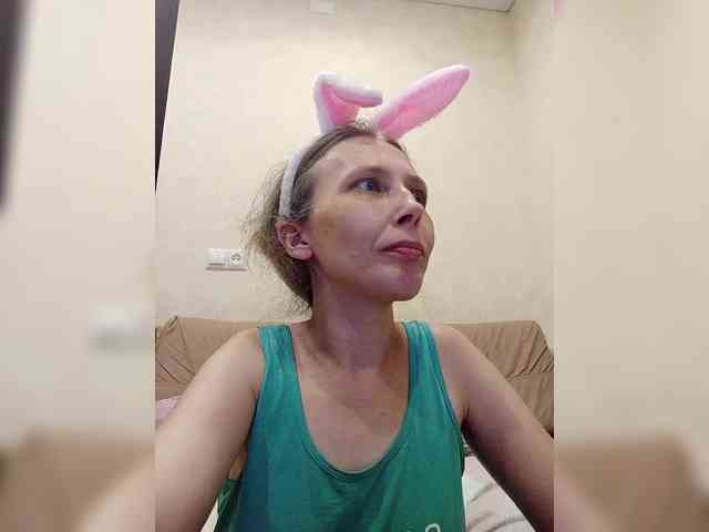 -Queen-Margo- webcam