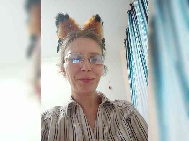 -Queen-Margo- webcam