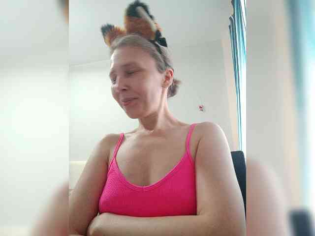 -Queen-Margo- webcam