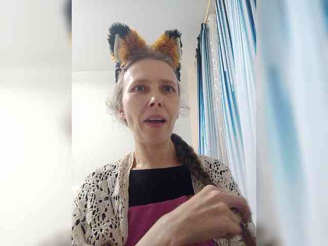 -Queen-Margo- webcam