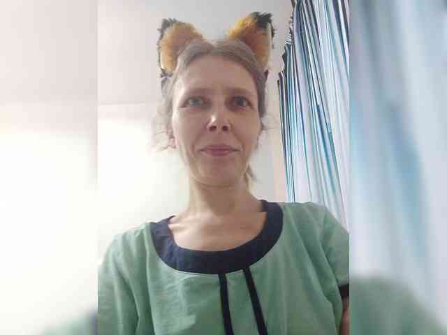 -Queen-Margo- webcam