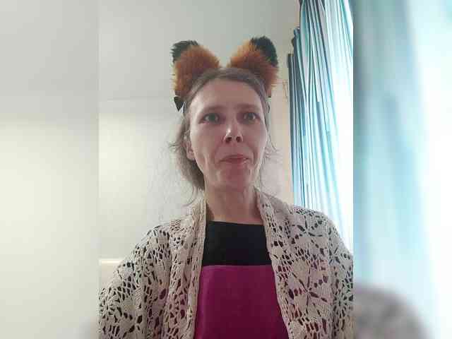 -Queen-Margo- webcam