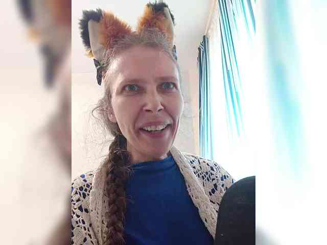 -Queen-Margo- webcam