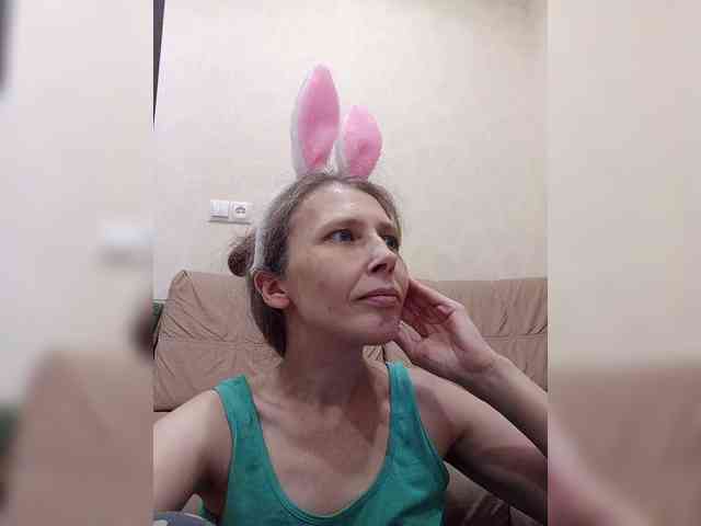 -Queen-Margo- webcam
