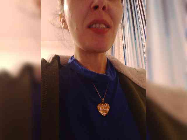 -Queen-Margo- webcam