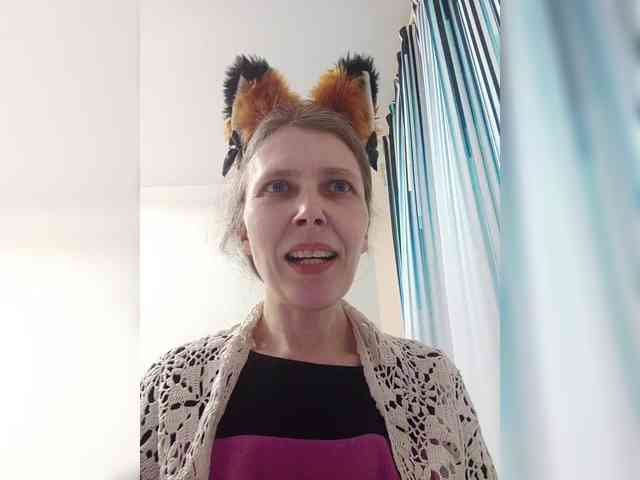 -Queen-Margo- webcam