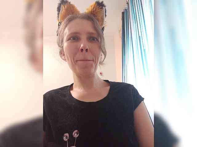 -Queen-Margo- webcam