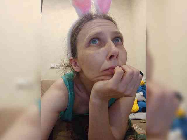 -Queen-Margo- webcam