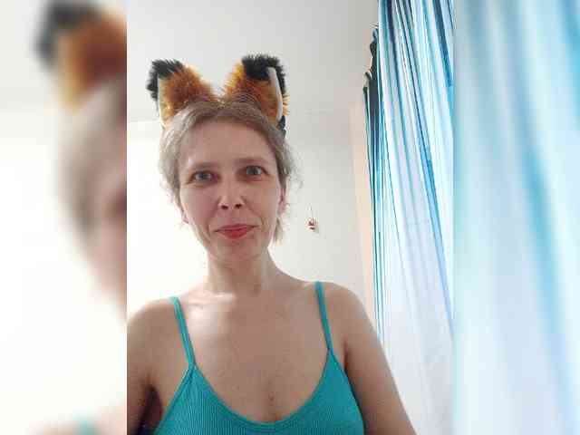 -Queen-Margo- webcam