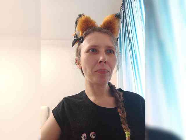 -Queen-Margo- webcam