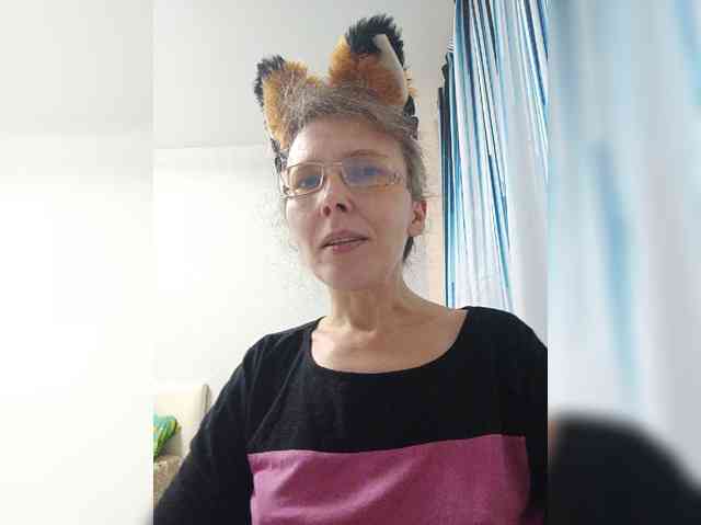 -Queen-Margo- webcam