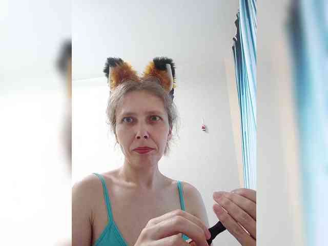 -Queen-Margo- webcam