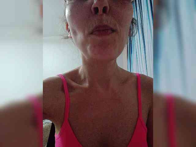 -Queen-Margo-