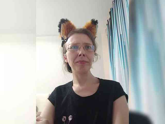 -Queen-Margo- webcam