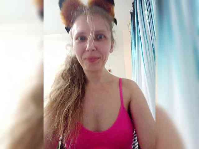 -Queen-Margo- webcam