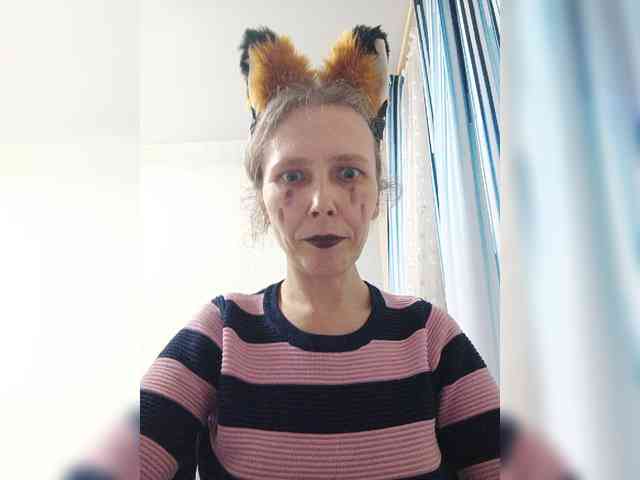 -Queen-Margo- webcam