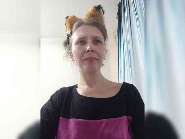 -Queen-Margo- webcam