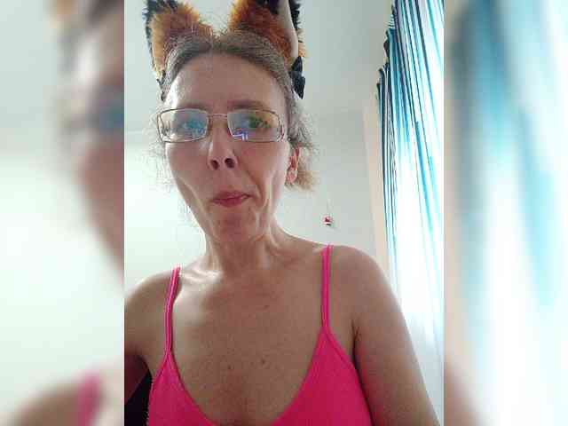 -Queen-Margo- webcam