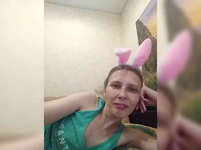 -Queen-Margo- webcam