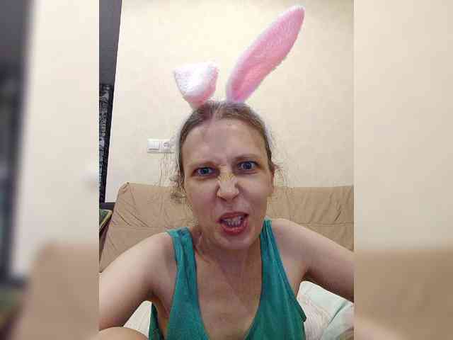 -Queen-Margo- webcam