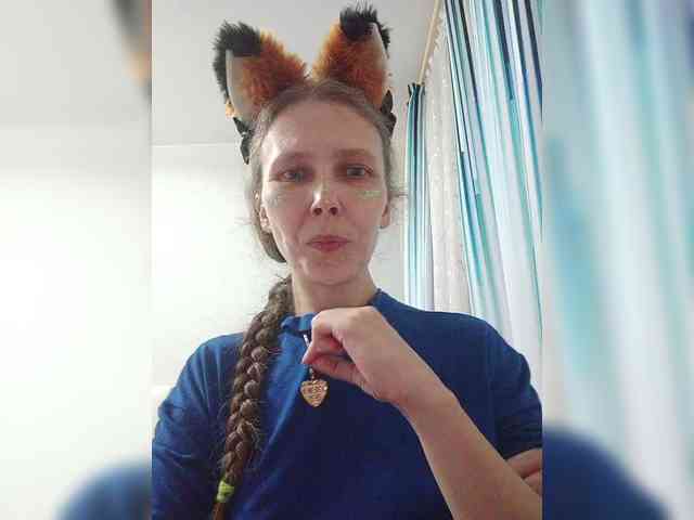 -Queen-Margo- webcam