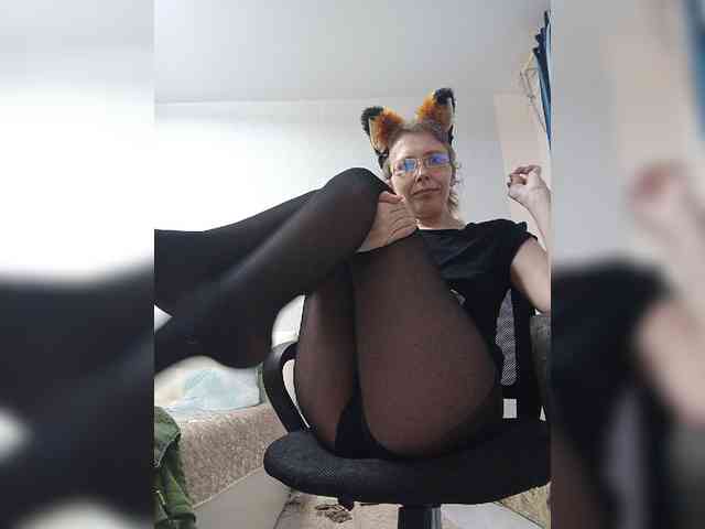 -Queen-Margo- webcam