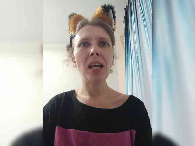 -Queen-Margo- webcam