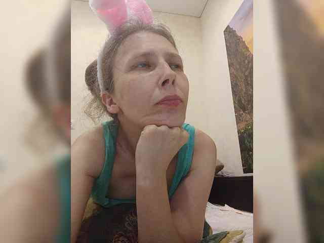-Queen-Margo- webcam