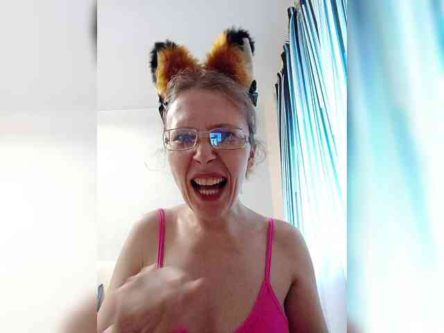 -Queen-Margo- webcam