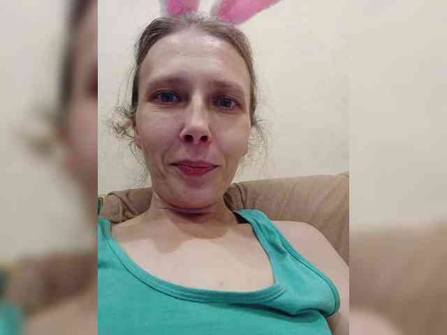 -Queen-Margo- webcam