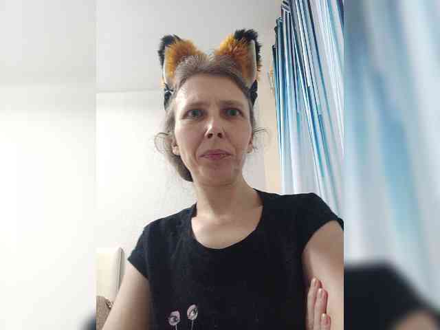 -Queen-Margo- webcam