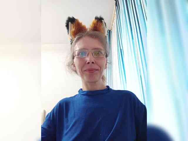 -Queen-Margo- webcam