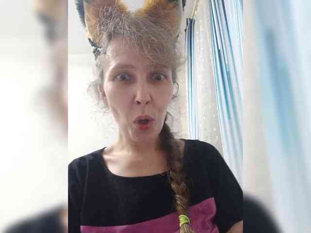-Queen-Margo- webcam