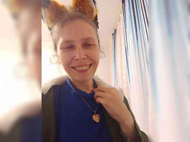 -Queen-Margo- webcam