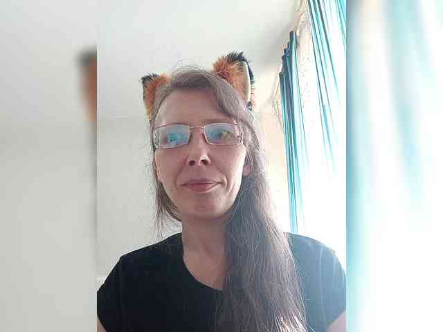 -Queen-Margo- webcam