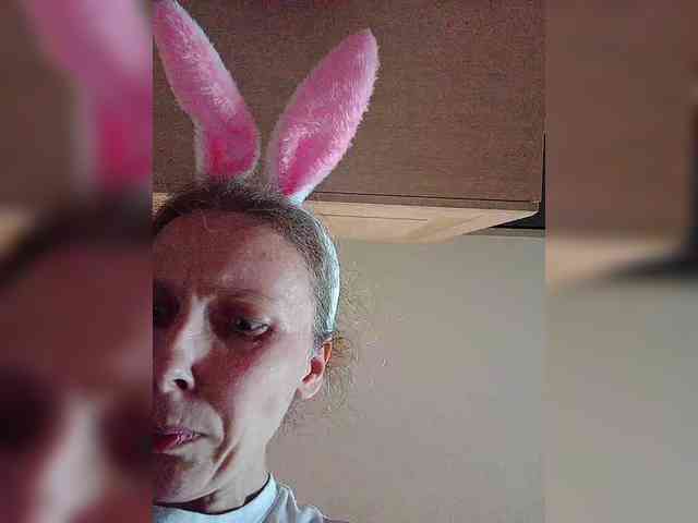 -Queen-Margo- webcam