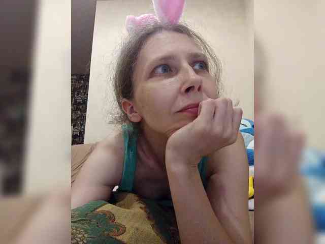 -Queen-Margo- webcam
