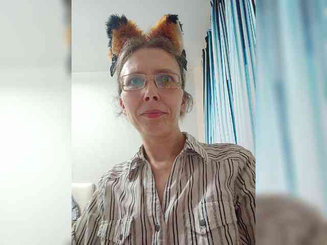 -Queen-Margo- webcam
