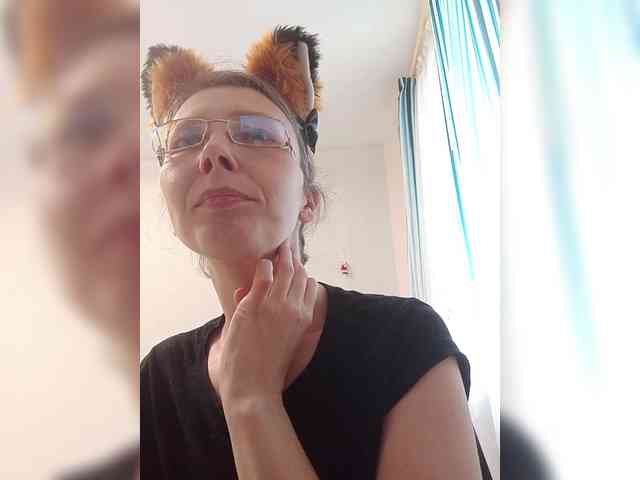 -Queen-Margo- webcam