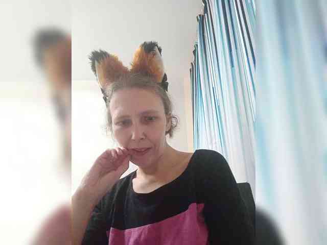 -Queen-Margo- webcam