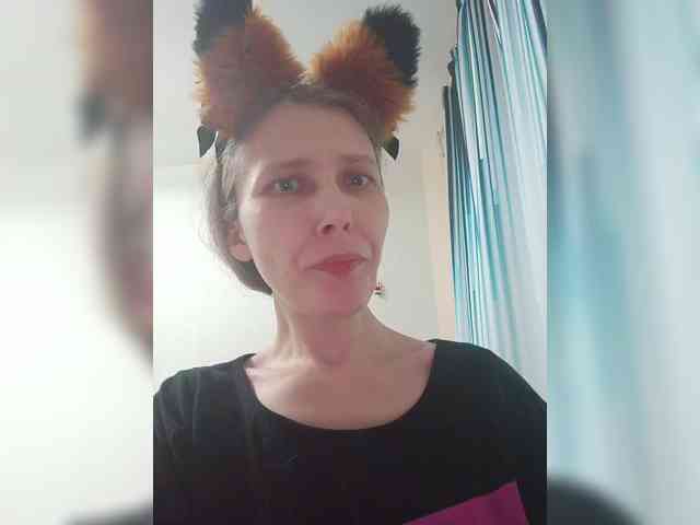 -Queen-Margo- webcam