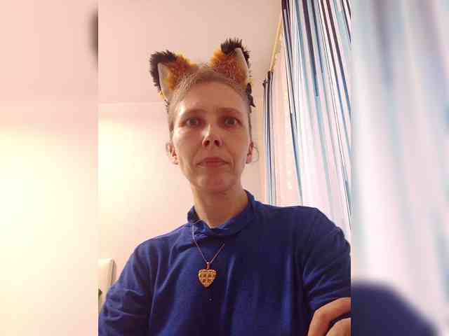 -Queen-Margo- webcam