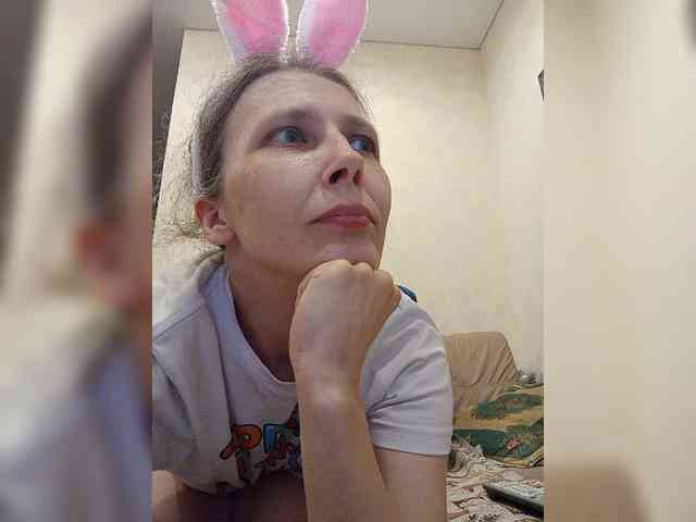 -Queen-Margo- webcam