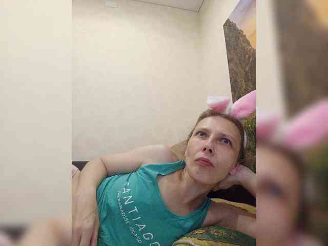 -Queen-Margo- webcam