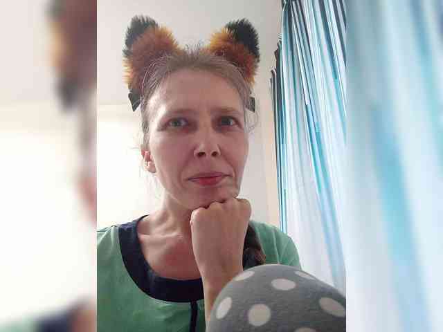 -Queen-Margo- webcam