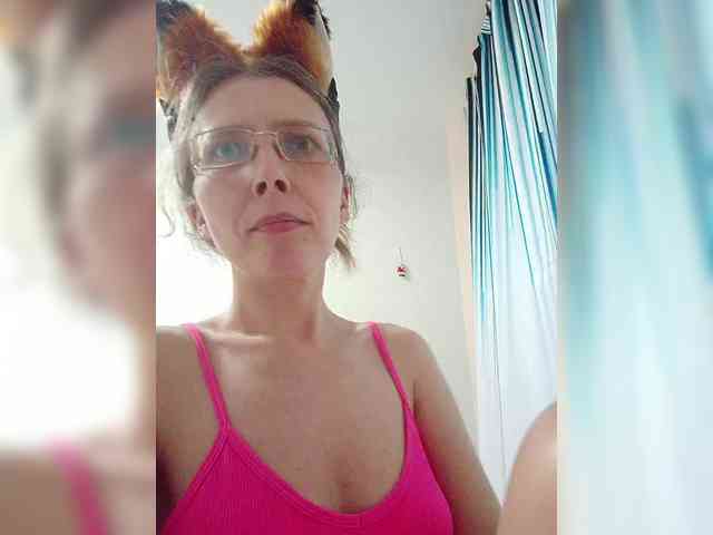 -Queen-Margo- webcam