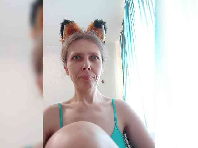 -Queen-Margo- webcam