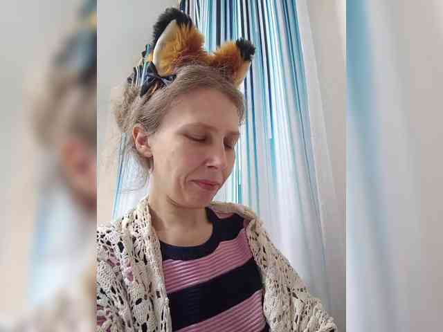-Queen-Margo- webcam