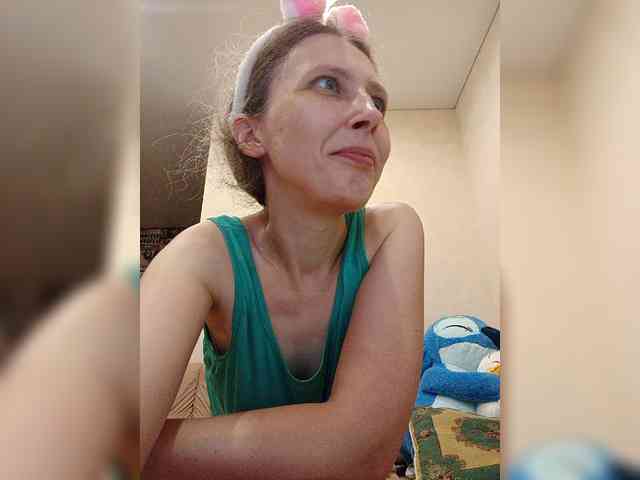-Queen-Margo- webcam