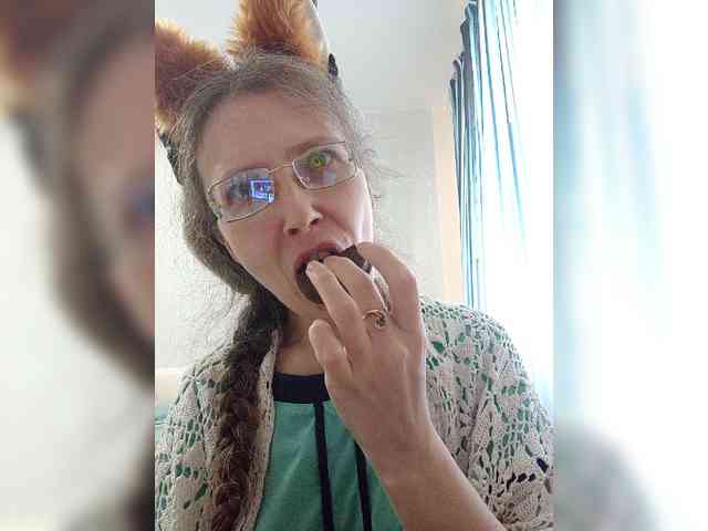 -Queen-Margo- webcam